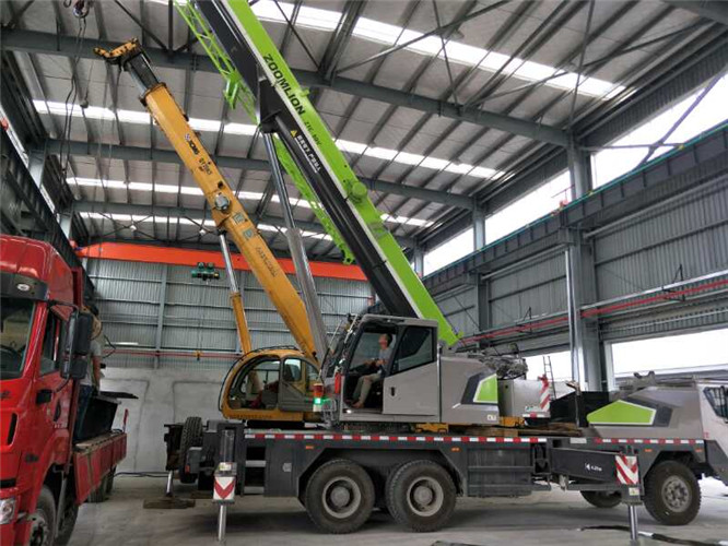 确山县高空车出租需要注意哪些安全事项？