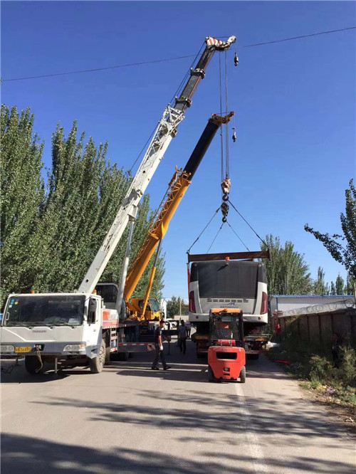 确山县港口集装箱搬运案例